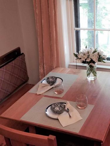 drop-leaf table in the O;Hara Suite